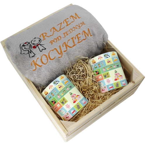 PREZENT ŚWIĄTECZNY ZESTAW KOC 160x200 + KUBKI