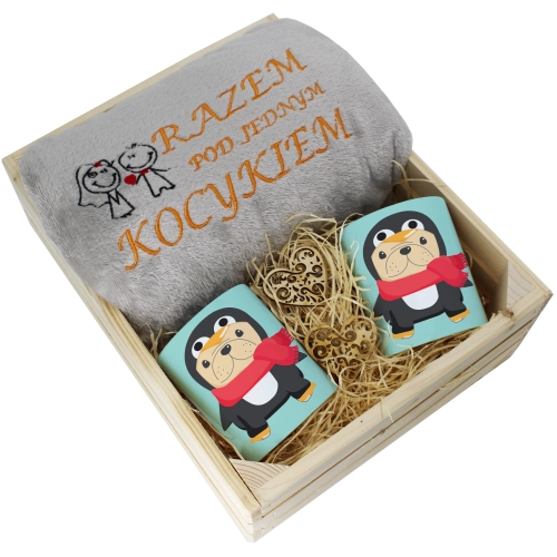 PREZENT ŚWIĄTECZNY ZESTAW KOC 160x200 + KUBKI