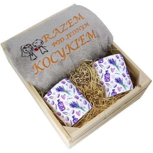 PREZENT ŚWIĄTECZNY ZESTAW KOC 160x200 + KUBKI