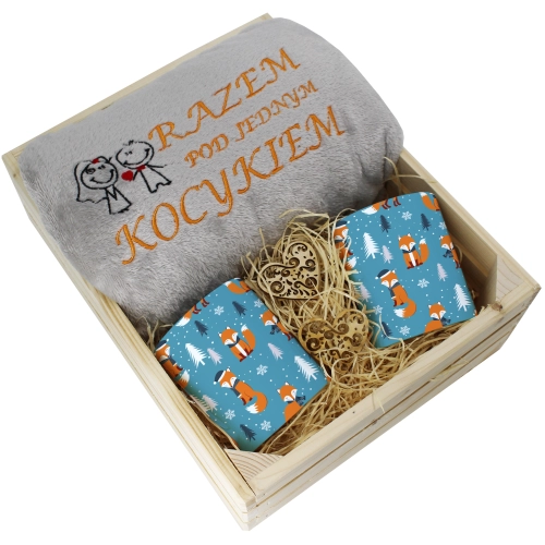 PREZENT ŚWIĄTECZNY ZESTAW KOC 160x200 + KUBKI