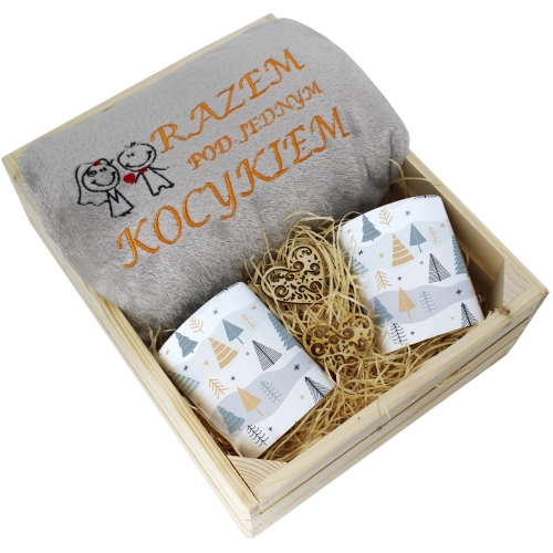 PREZENT ŚWIĄTECZNY ZESTAW KOC 160x200 + KUBKI