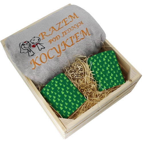 PREZENT ŚWIĄTECZNY ZESTAW KOC 160x200 + KUBKI