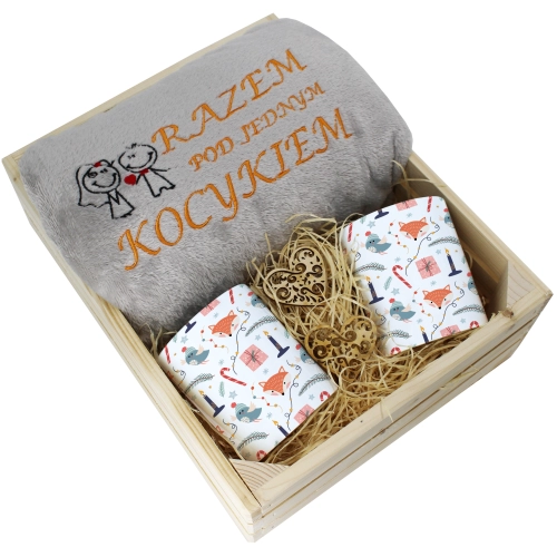 PREZENT ŚWIĄTECZNY ZESTAW KOC 160x200 + KUBKI