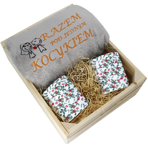 PREZENT ŚWIĄTECZNY ZESTAW KOC 160x200 + KUBKI