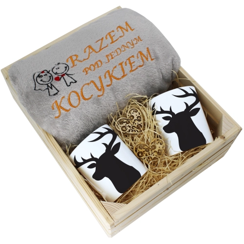 PREZENT ŚWIĄTECZNY ZESTAW KOC 160x200 + KUBKI