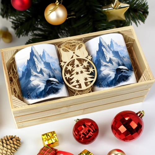 PREZENT ŚWIĄTECZNY ZESTAW KUBKÓW W SKRZYNCE KUBKI MIKOŁAJ RENIFER ŚWIĘTA