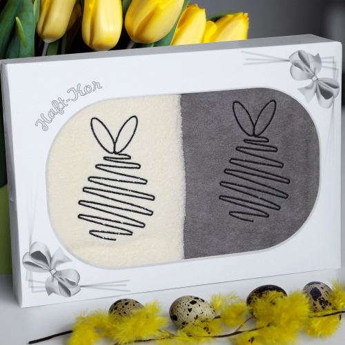 PREZENT WIELKANOCNY KOMPLET DWÓCH RĘCZNIKÓW 70x140 Z HAFTEM PISANKA