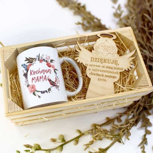 KUBEK 330ml DLA MAMY W SKRZYNCE ZAWIESZKA ANIOŁEK DZIEŃ MATKI MAMA PREZENT