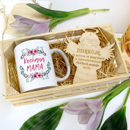 KUBEK 330ml DLA MAMY W SKRZYNCE ZAWIESZKA ANIOŁEK DZIEŃ MATKI MAMA PREZENT