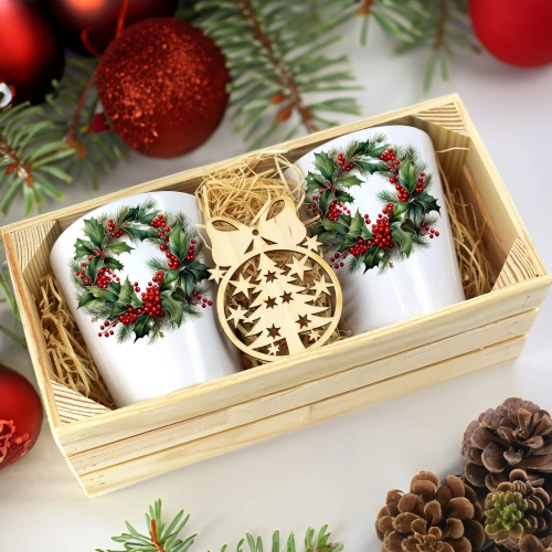 PREZENT ŚWIĄTECZNY ZESTAW KUBKÓW LATTE W SKRZYNCE KUBKI MIKOŁAJ NA ŚWIĘTA