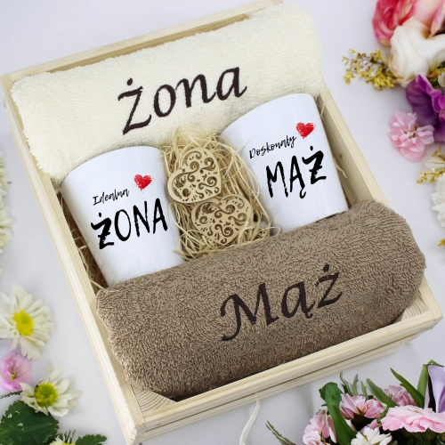 PREZENT ŚLUBNY ZESTAW RĘCZNIKI + KUBKI ŻONA i MĄŻ