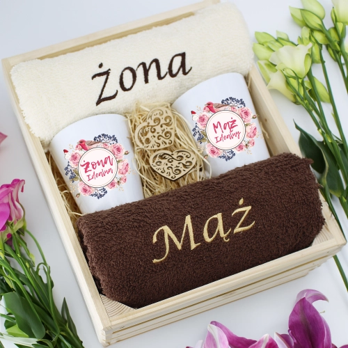 PREZENT ŚLUBNY ZESTAW RĘCZNIKI + KUBKI ŻONA i MĄŻ