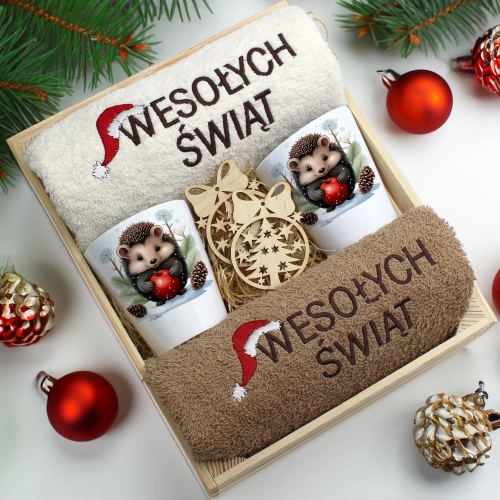 ZESTAW PREZENT ŚWIĄTECZNY KUBKI LATTE RĘCZNIKI W SKRZYNCE ŚWIĘTA MIKOŁAJ