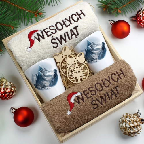 ZESTAW PREZENT ŚWIĄTECZNY KUBKI LATTE RĘCZNIKI W SKRZYNCE ŚWIĘTA MIKOŁAJ