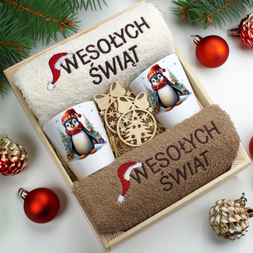 ZESTAW PREZENT ŚWIĄTECZNY KUBKI LATTE RĘCZNIKI W SKRZYNCE ŚWIĘTA MIKOŁAJ