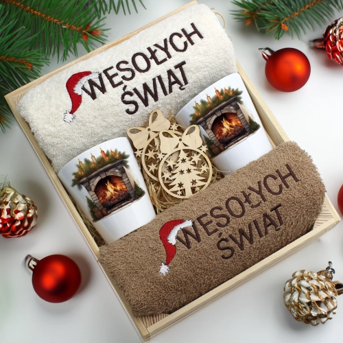 ZESTAW PREZENT ŚWIĄTECZNY KUBKI LATTE RĘCZNIKI W SKRZYNCE ŚWIĘTA MIKOŁAJ