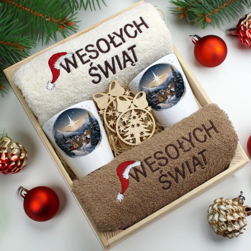 ZESTAW PREZENT ŚWIĄTECZNY KUBKI LATTE RĘCZNIKI W SKRZYNCE ŚWIĘTA MIKOŁAJ