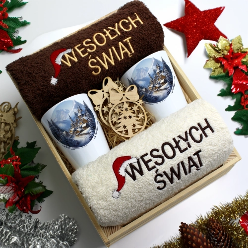 ZESTAW PREZENT ŚWIĄTECZNY KUBKI LATTE RĘCZNIKI W SKRZYNCE ŚWIĘTA MIKOŁAJ