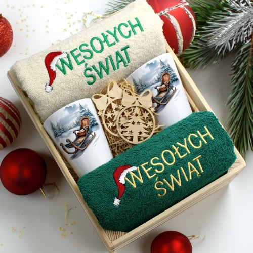 ZESTAW PREZENT ŚWIĄTECZNY KUBKI LATTE RĘCZNIKI W SKRZYNCE ŚWIĘTA MIKOŁAJ