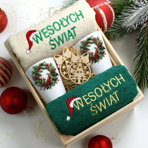 ZESTAW PREZENT ŚWIĄTECZNY KUBKI LATTE RĘCZNIKI W SKRZYNCE ŚWIĘTA MIKOŁAJ