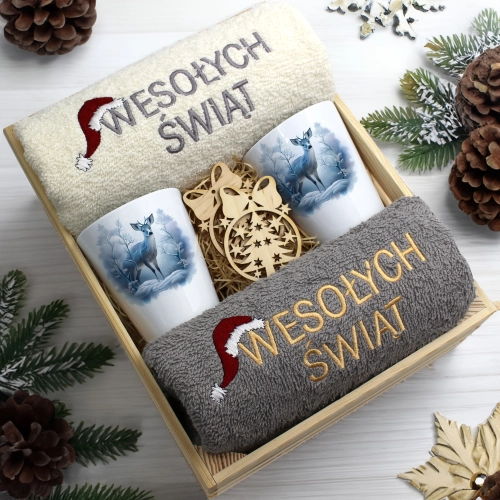 ZESTAW PREZENT ŚWIĄTECZNY KUBKI LATTE RĘCZNIKI W SKRZYNCE ŚWIĘTA MIKOŁAJ