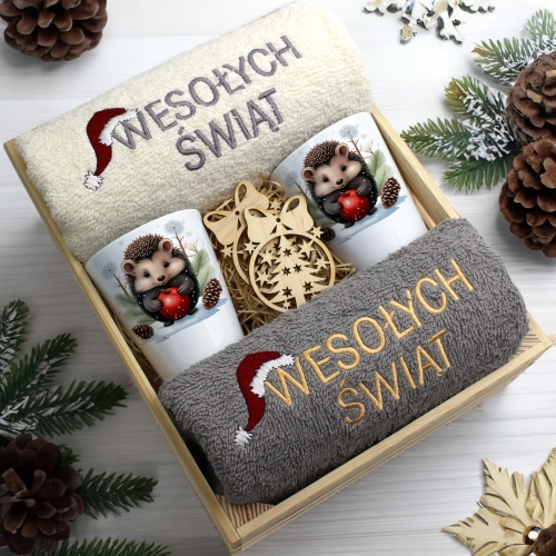 ZESTAW PREZENT ŚWIĄTECZNY KUBKI LATTE RĘCZNIKI W SKRZYNCE ŚWIĘTA MIKOŁAJ