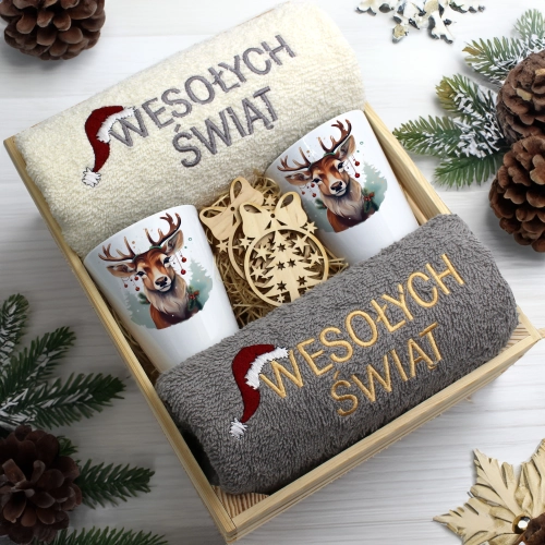 ZESTAW PREZENT ŚWIĄTECZNY KUBKI LATTE RĘCZNIKI W SKRZYNCE ŚWIĘTA MIKOŁAJ