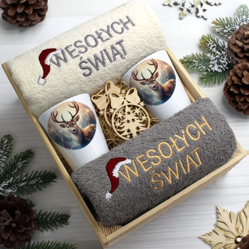 ZESTAW PREZENT ŚWIĄTECZNY KUBKI LATTE RĘCZNIKI W SKRZYNCE ŚWIĘTA MIKOŁAJ