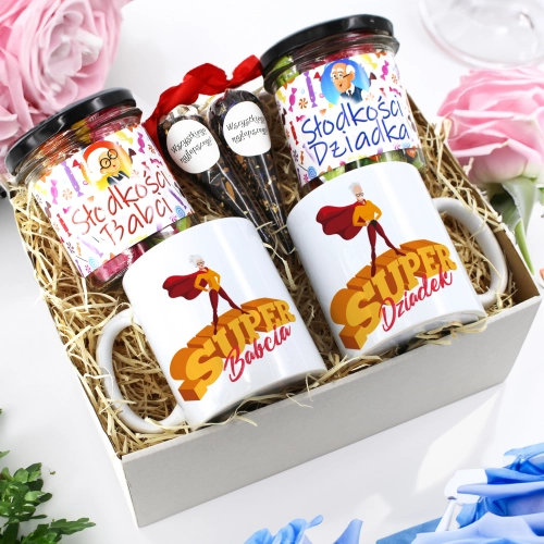 PREZENT ZESTAW NA DZIEŃ BABCI I DZIADKA KUBKI + SŁODYCZE BABCIA DZIADEK