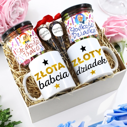 PREZENT ZESTAW NA DZIEŃ BABCI I DZIADKA KUBKI + SŁODYCZE BABCIA DZIADEK