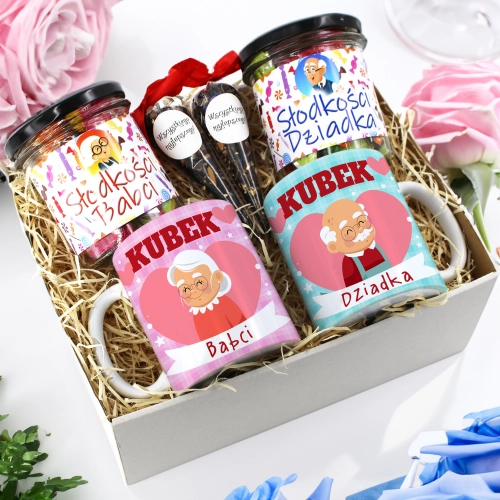 PREZENT ZESTAW NA DZIEŃ BABCI I DZIADKA KUBKI + SŁODYCZE BABCIA DZIADEK