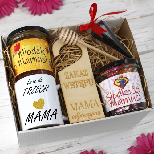 KOMPLET PREZENTOWY DLA MAMY KUBEK, MIÓD i SŁODYCZE PREZENT DZIEŃ MATKI MAMA
