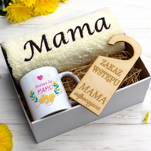 KOMPLET DLA MAMY RĘCZNIK Z HAFTEM + KUBEK 330ml NA PREZENT DZIEŃ MATKI MAMA