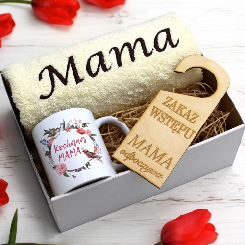 KOMPLET DLA MAMY RĘCZNIK Z HAFTEM + KUBEK 330ml NA PREZENT DZIEŃ MATKI MAMA