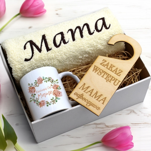KOMPLET DLA MAMY RĘCZNIK Z HAFTEM + KUBEK 330ml NA PREZENT DZIEŃ MATKI MAMA