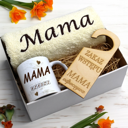 KOMPLET DLA MAMY RĘCZNIK Z HAFTEM + KUBEK 330ml NA PREZENT DZIEŃ MATKI MAMA