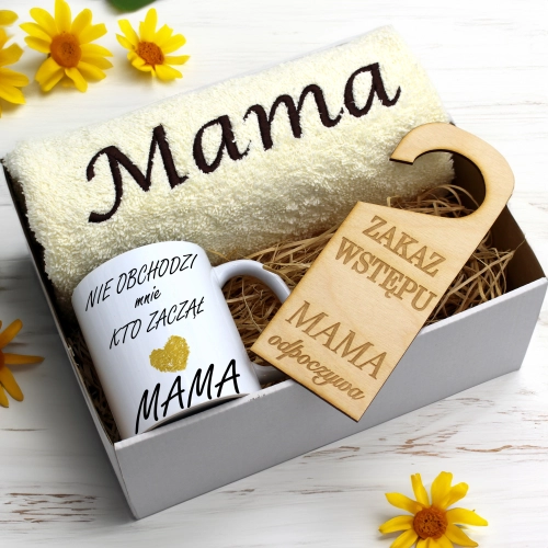 KOMPLET DLA MAMY RĘCZNIK Z HAFTEM + KUBEK 330ml NA PREZENT DZIEŃ MATKI MAMA