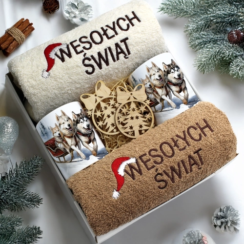 ZESTAW PREZENT ŚWIĄTECZNY KOMPLET KUBKI RĘCZNIKI ŚWIĘTA MIKOŁAJ POD CHOINKĘ