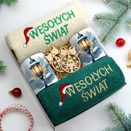 ZESTAW PREZENT ŚWIĄTECZNY KOMPLET KUBKI RĘCZNIKI ŚWIĘTA MIKOŁAJ POD CHOINKĘ