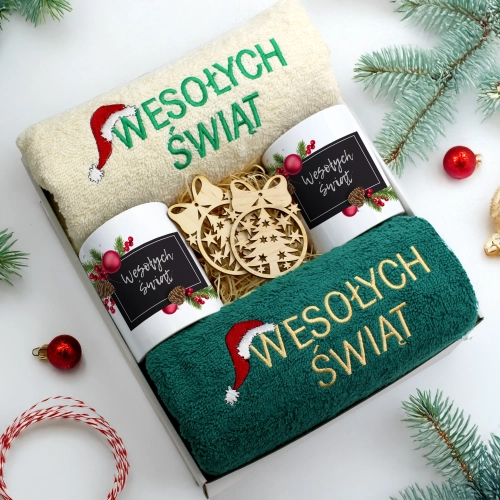 ZESTAW PREZENT ŚWIĄTECZNY KOMPLET KUBKI RĘCZNIKI ŚWIĘTA MIKOŁAJ POD CHOINKĘ