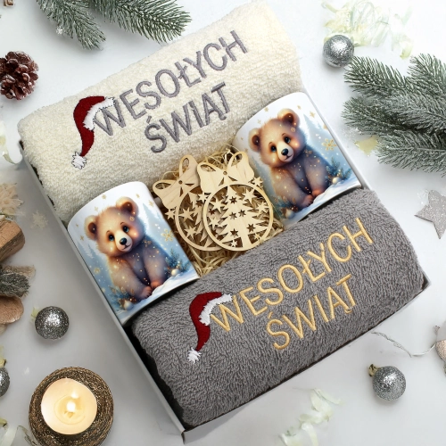 ZESTAW PREZENT ŚWIĄTECZNY KOMPLET KUBKI RĘCZNIKI ŚWIĘTA MIKOŁAJ POD CHOINKĘ