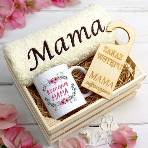 KOMPLET DLA MAMY RĘCZNIK Z HAFTEM + KUBEK 330ml NA PREZENT DZIEŃ MATKI MAMA