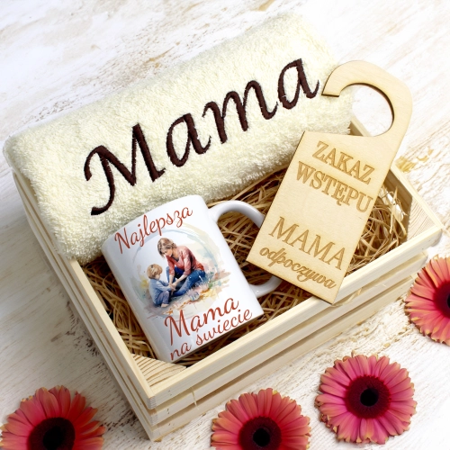 KOMPLET DLA MAMY RĘCZNIK Z HAFTEM + KUBEK 330ml NA PREZENT DZIEŃ MATKI MAMA