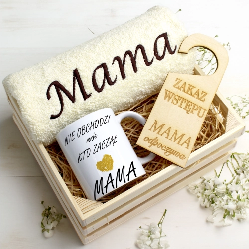 KOMPLET DLA MAMY RĘCZNIK Z HAFTEM + KUBEK 330ml NA PREZENT DZIEŃ MATKI MAMA