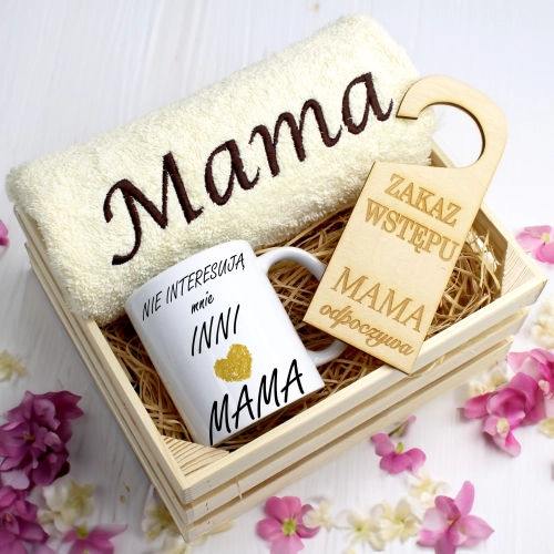 KOMPLET DLA MAMY RĘCZNIK Z HAFTEM + KUBEK 330ml NA PREZENT DZIEŃ MATKI MAMA