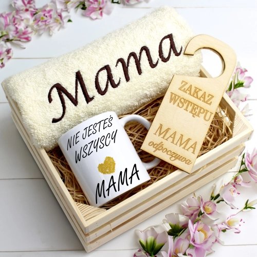 KOMPLET DLA MAMY RĘCZNIK Z HAFTEM + KUBEK 330ml NA PREZENT DZIEŃ MATKI MAMA