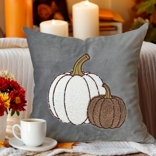 Jesienna poszewka premium 40x40 cm z weluru z haftem i aplikacją dyni bouclé