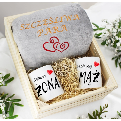 PREZENT ŚLUBNY ZESTAW KOC 160x200 + KUBKI ŻONA MĄŻ