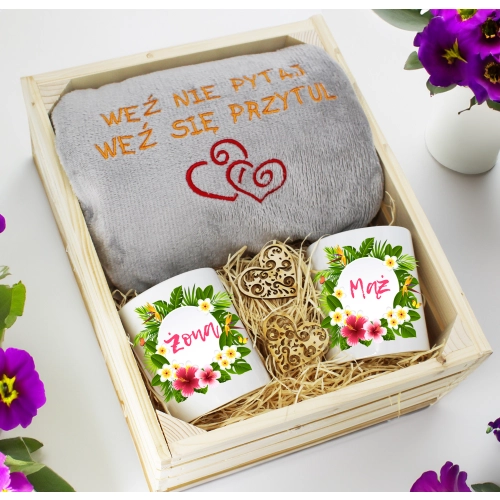 PREZENT ŚLUBNY ZESTAW KOC 160x200 + KUBKI ŻONA MĄŻ