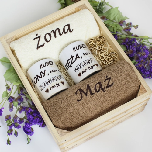PREZENT ŚLUBNY ZESTAW RĘCZNIKI + KUBKI ŻONA i MĄŻ